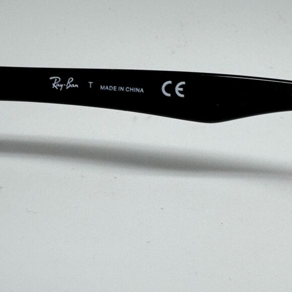 Ray-Ban RB 5228 2000 Eyeglasses Frames Women's Black Full Rim 55-17-140 H14663 - Picture 7 of 8